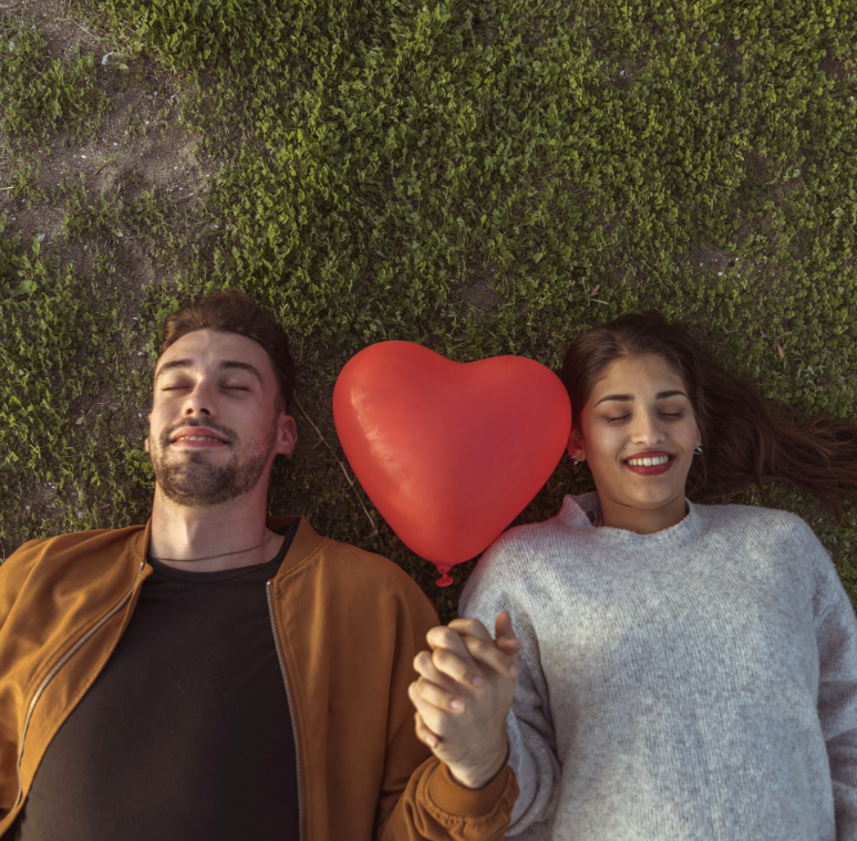 Amor y Amistad 2025: lo que no debes regalar (ni hacer) si estás jugando amigo secreto